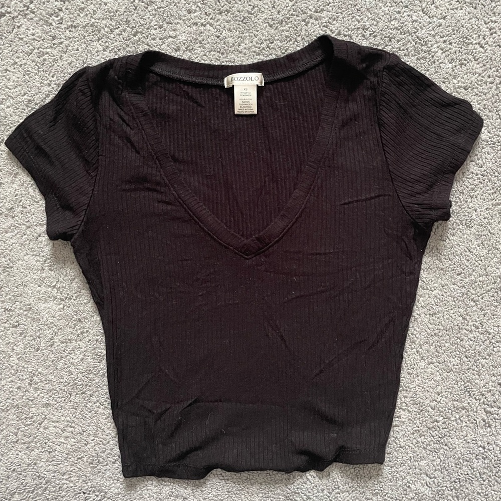 BOZZOLO Black V-Neck Ribbed Women's Top